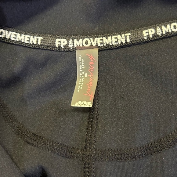 New Free People Movement Run The Course Half Zip, size XS. - Picture 7 of 8